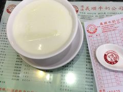 双皮奶-义顺牛奶公司(庇利金街店)