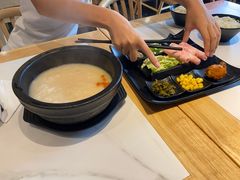 -鸡汤过桥·过桥米线