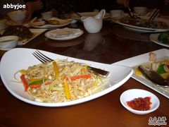 分量极少的伊面-红棉中餐厅·广州海航威斯汀酒店