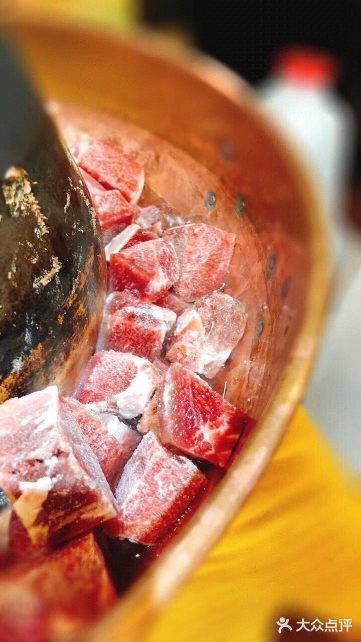 冬天吃个火锅它不香么？冰火两重天火锅
