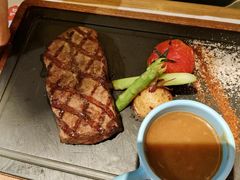 岩香牛板腱扒-原石牛扒·约会餐厅(龙城万科里店)