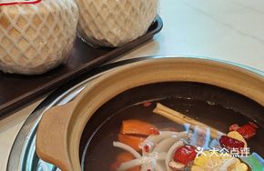 Original Flavor Coconut Chicken in Large Pot
