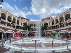 -佛罗伦萨小镇广佛名品奥特莱斯(疏港路店)