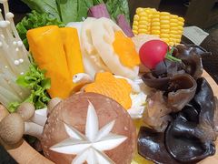 -湊湊火锅·茶憩(打浦桥日月光店)