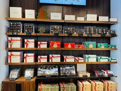 -Laderach 莱德拉(上海环贸iapm店)