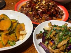 -柴窝堡22号辣子鸡·传承新疆菜