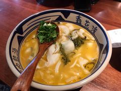 -鑫花溪牛肉米粉(东环大润发店)