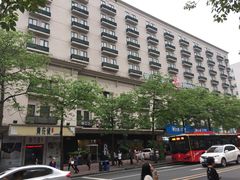 -锦江之星(广州海珠江泰路地铁站店)