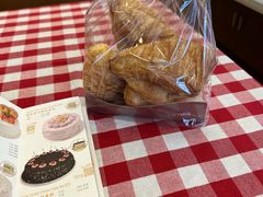 -红宝石·鲜奶小方·海派西点房(浦三店)