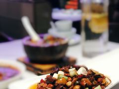 宫保鸡丁-夫妻肺片·中华老字号·正宗川菜(春熙路店)