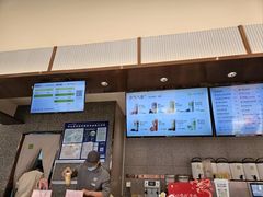 -奈雪的茶(大连新玛特店)