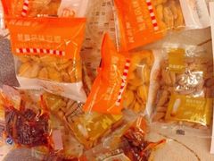 -良品铺子(发展大道复兴一村店)