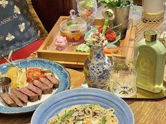 -秘密旅行Bonjour(黑金冠 江南西店)