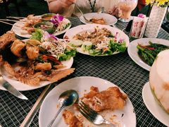 -Dash Teak House