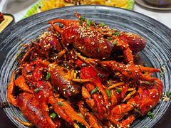 -肥肥虾庄·金牌油焖大虾(首义路店)