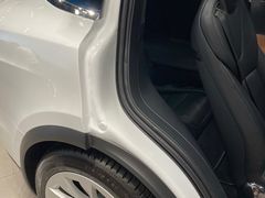 -TESLA 特斯拉(上海太古汇体验店)
