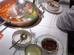 -牛人日志·鲜牛肉骨汤火锅(万科里瑧店)