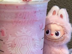 -星巴克臻选(上海合生汇1F店)