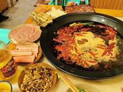 -黄潇洒老火锅(九眼桥宏济巷店)