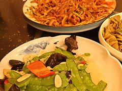 -王村姑老土炕莜面村(张北店)