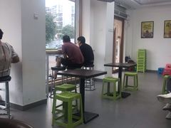 大堂-MOMO冰品·生巧汤圆(红桥店)