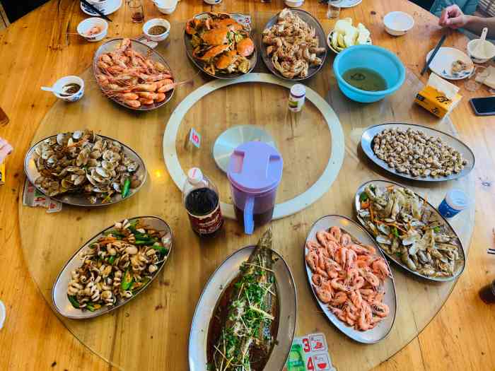 万顷沙十四涌水产中心-"不错!环境还行吧.美食很多.节日人比较多.