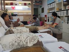 -郑远元专业修脚房(国顺东路店)