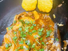 玉米饼子-锅老头海鲜铁锅炖