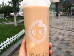 焦糖网红奶茶-CoCo都可(骆家庄新店)