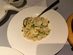 九年百合鸡头米-屋里厢上海菜馆