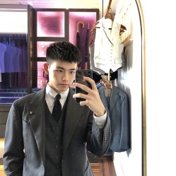 -Glenindiv谷已西装