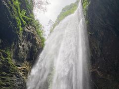 -龙水峡地缝景区