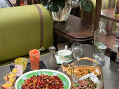 -渔语鱼新川菜Bistro(万象天地店)