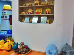 -小门牙好性格托育(北外滩中心)