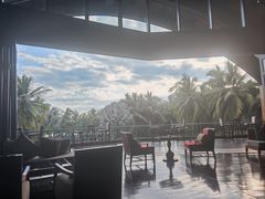 -三亚湾海居铂尔曼度假酒店