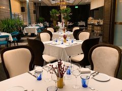 -卡佩罗意大利餐厅及酒吧Al Cappello Trattoria