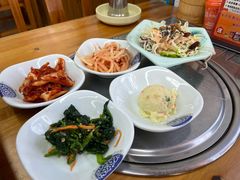 -亲昵春川鸡排(韩国美食街店)