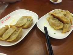 -小姜锅贴(凤凰街店)