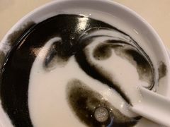 杏仁芝麻糊-晶晶甜品(发昌大厦店)