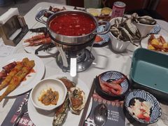 -金马门国际美食百汇(珞喻路店)