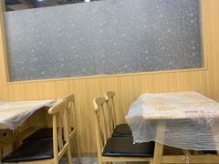 -江城燕子大排档(江汉路步行街店)