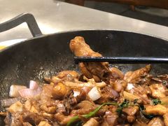 -胡须佬鸡煲四季火锅店(石厦西村直营店)