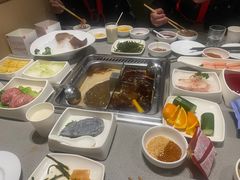 -海底捞火锅(宝龙广场夜宵主题店)