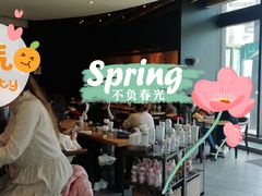-星巴克臻选(莘庄仲盛店)