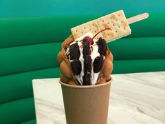 奥利奥牛奶雪糕鸡蛋仔芭菲-CHOCHENG&CO.(欢乐海岸店)