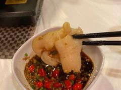 -鲜入围煮花胶鸡海鲜火锅