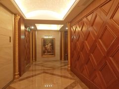 -山明水秀大饭店