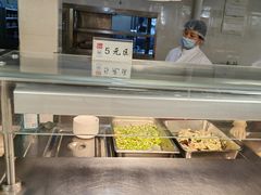 -同济大学本部学苑饮食广场