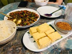 -浩海火燒雲傣家菜(芮欧百货店)