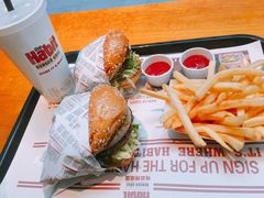 -The Habit Burger Grill 哈比特汉堡(复兴soho店)
